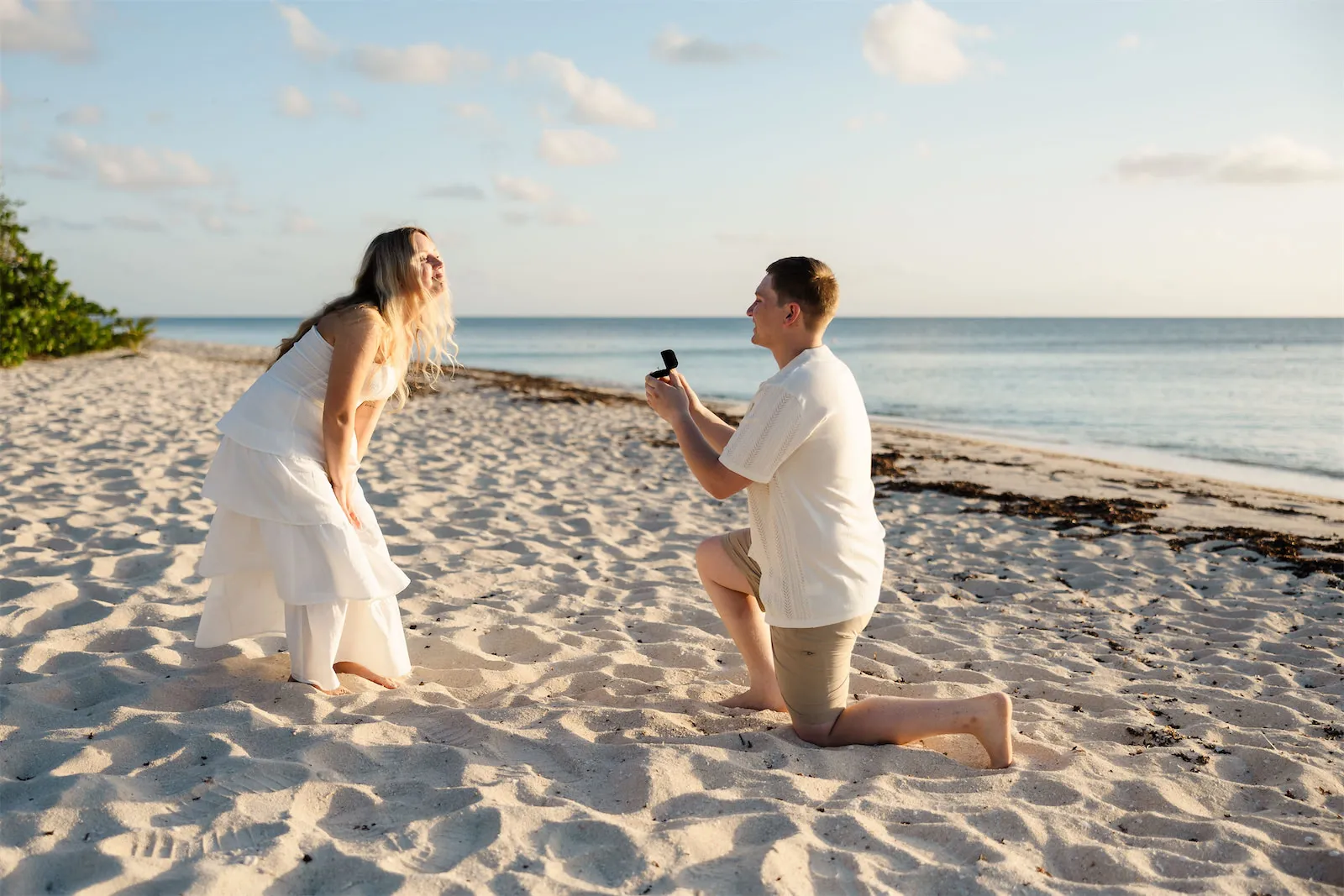 Engagement photo session near the Cozumel cruise port